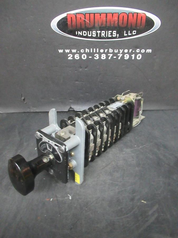 Used GENERAL ELECTRIC ROTARY SWITCH AND AUXILLIARY RELAY GEH-2058 12HEA61B355X2