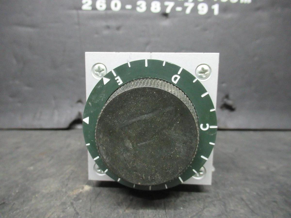 Used AGASTAT TIME DELAY RELAY 0.2-2 SECONDS 7032AAA 120 VOLT VOIL 600 VAC 10 AMP