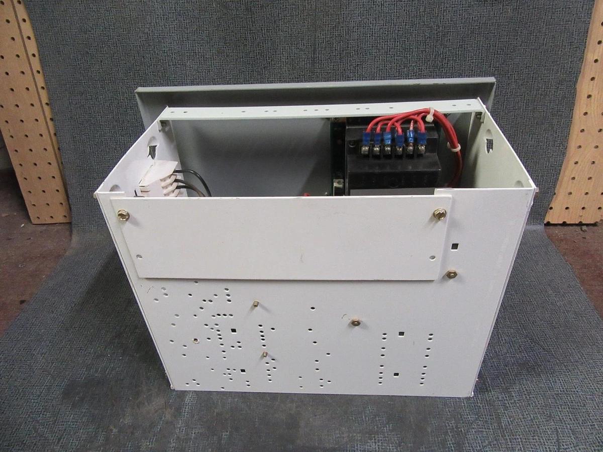 Used WESTINGHOUSE 3-PHASE MONITOR 2100 MCC BUCKET 12" W/ 2D78522 DIGITAL METER