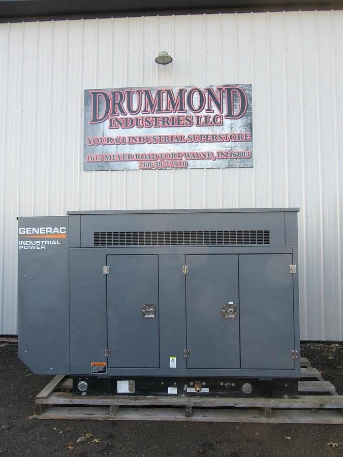 Used 35 KW GENERATOR GENERAC NAT GAS LP PROPANE 120/240 V 1 PH 40KW 2015 133 HRS 30KW