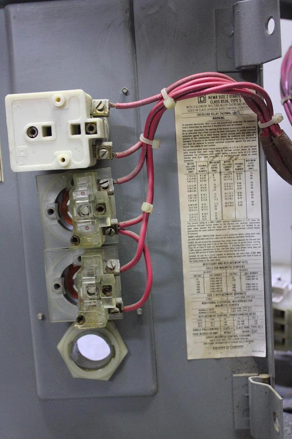 Used SQUARE D MOTOR CONTROL STARTER BUCKET MCC MODEL 4 12" NEMA 2