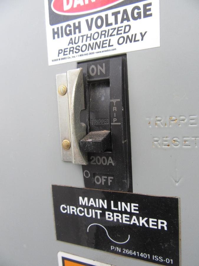 Used 50 KW DIESEL GENERATOR LYNX 120/240V RE-CONNECTABLE SOUND ENCLOSED 350 HRS
