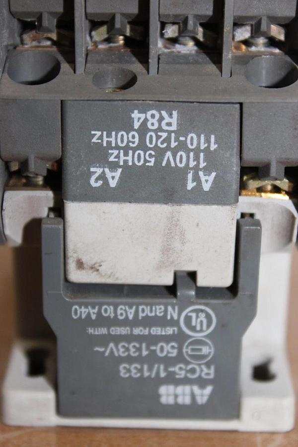 Used YORK CONTACTOR 024-25521-000 25 AMP 600 VAC 10 HP COIL: 110 VOLT **WARRANTY**