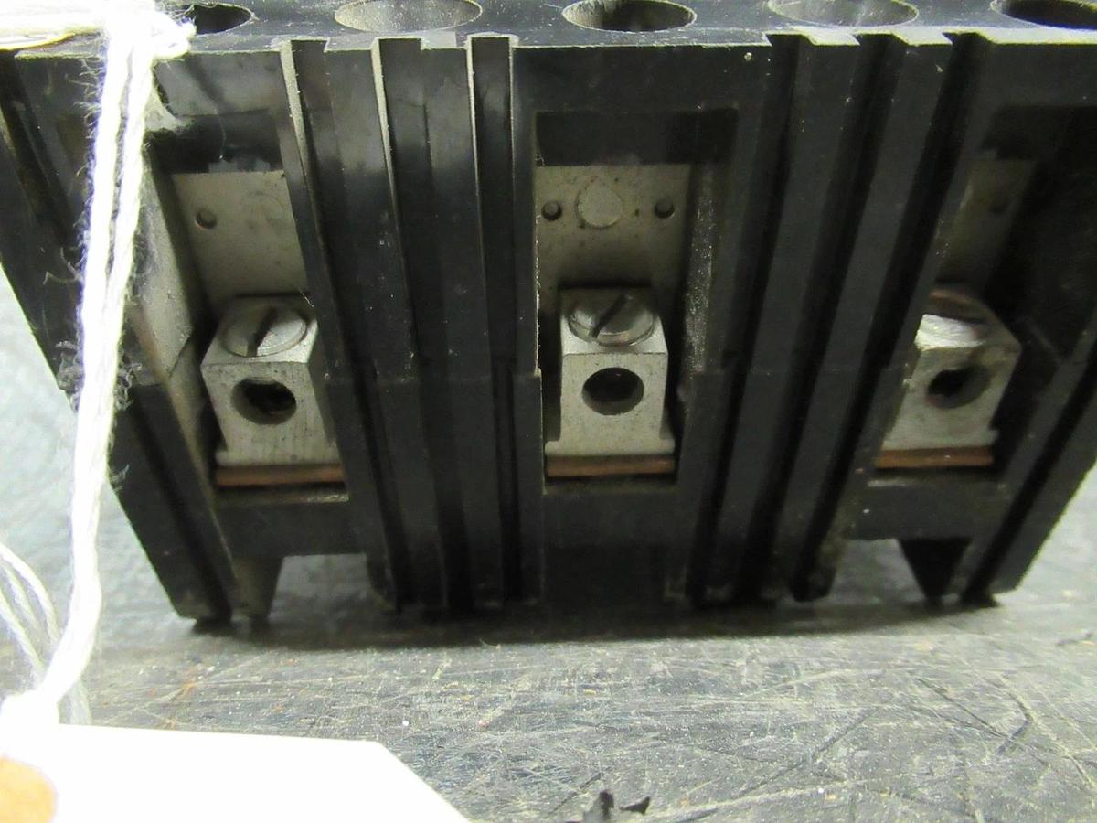Used SQUARE D MAG-GARD BREAKER 15 AMP 600 VAC 3 POLE MODEL FAP3601513M SER 2
