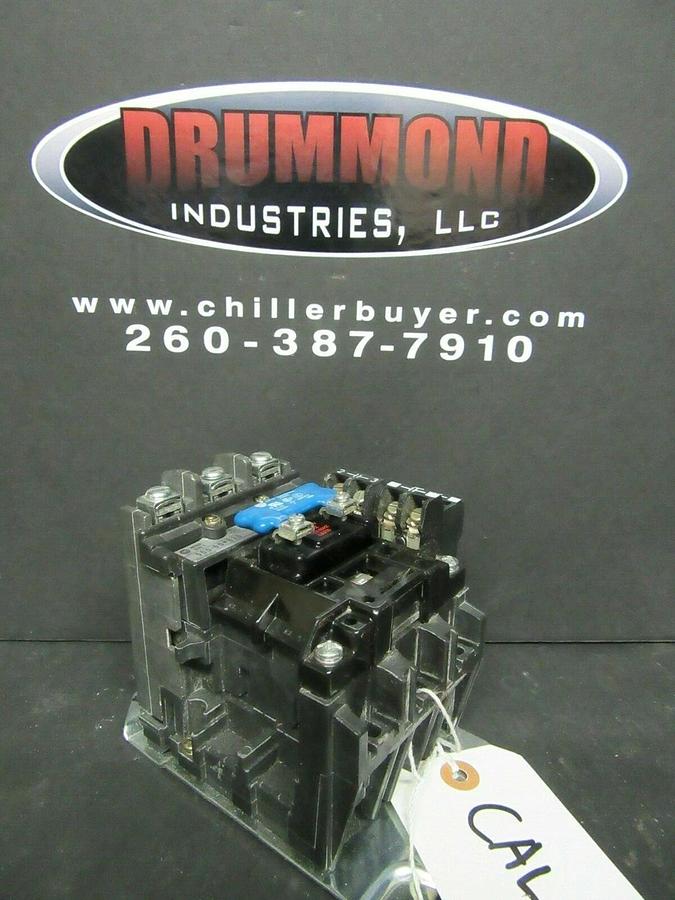 Used ALLEN BRADLEY CONTACTOR 500-B0*930 SER. B NEMA: 1  10 HP  600 VAC  COIL: 120 VAC