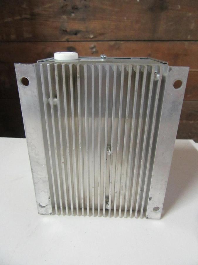 Used JOHNSON CONTROLS PENN ELECTRONIC FAN SPEED CONTROL DRIVE 208 / 480 MODEL S66DC-1