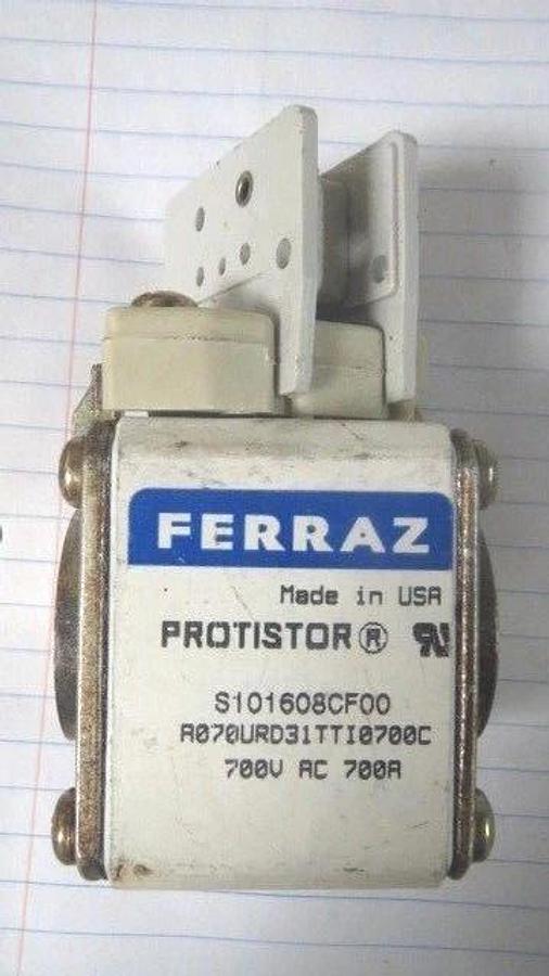 Used FERRAZ PROTISTOR MODEL S101608CF00 ---- 700 AMP 700 VAC WITH 2 AMP MICROSWITCH