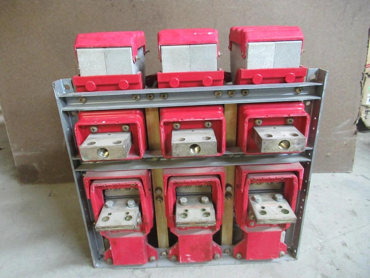 Used ITE POWER CIRCUIT BREAKER K-2000 VAC: 600 V 2000 AMP DC: 240 V 2500 AMP