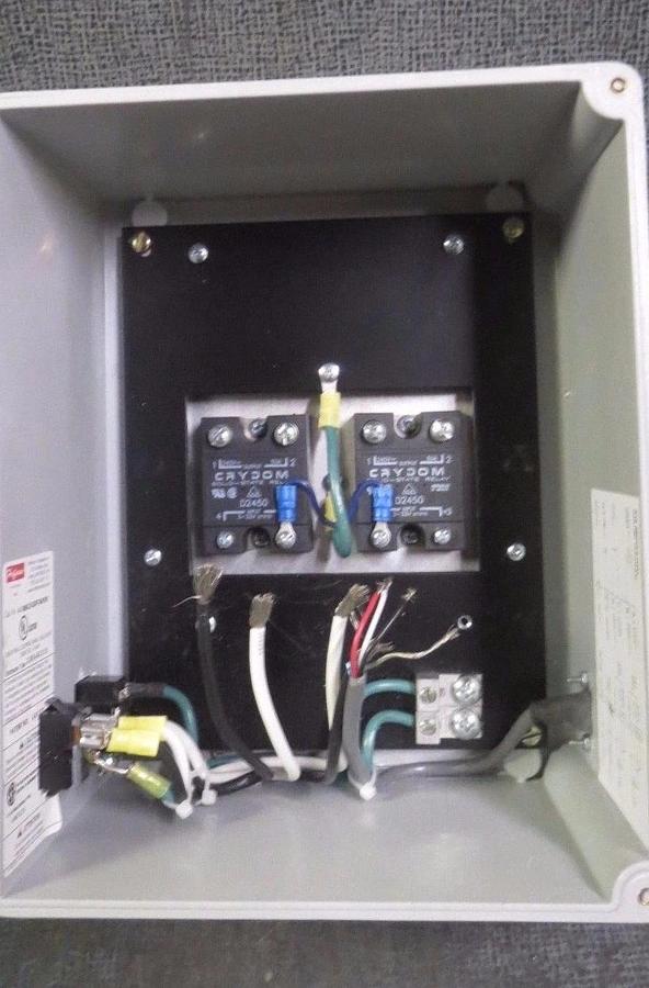 TYCO DIGITRACE 910 SERIES HEAT TRACING ASSEMBLY 4X ENCLOSURE MODEL: 910*DEMO