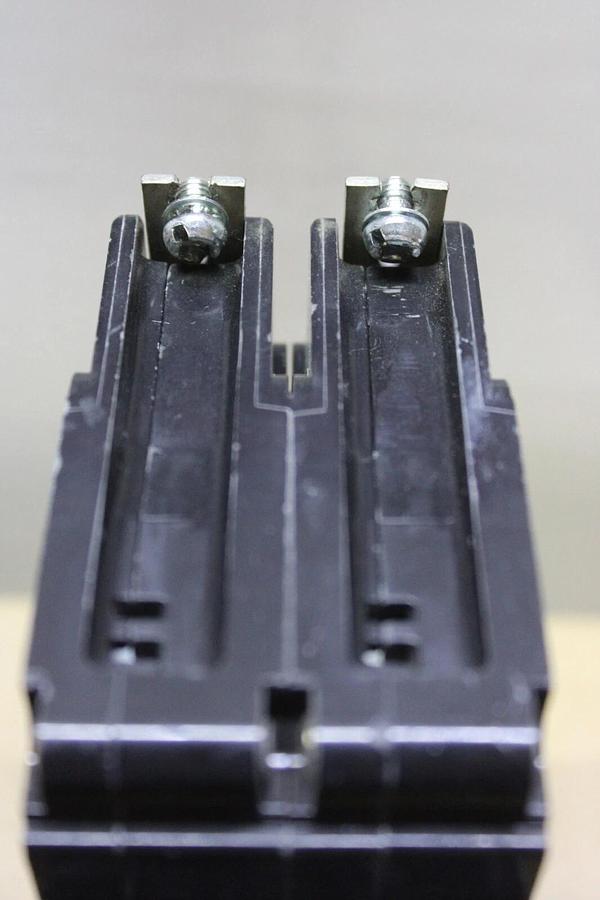 Used (1) SQUARE D EDB CIRCUIT BREAKER EDB24030 30 AMP 2-POLE 480/277 VAC