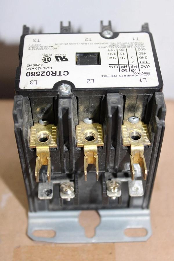Used TYCO CONTACTOR 3100-30T828WA HN53TB115 600 VAC 25 AMP 20 HP COIL 120 VAC