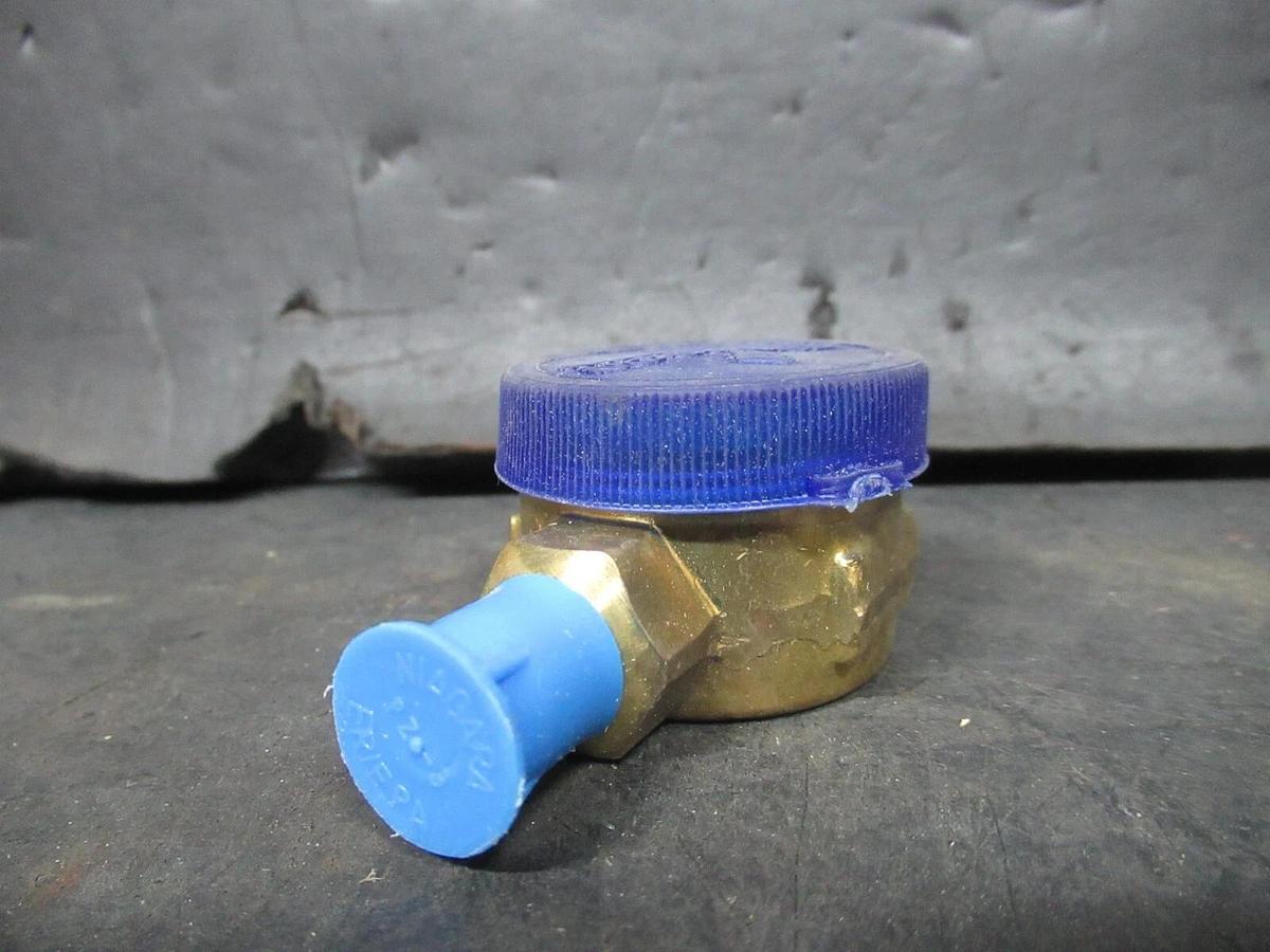 NEW SURPLUS EMERSON LIQUID/MOISTURE INDICATOR 065396 94342 1/4" X 1/4"