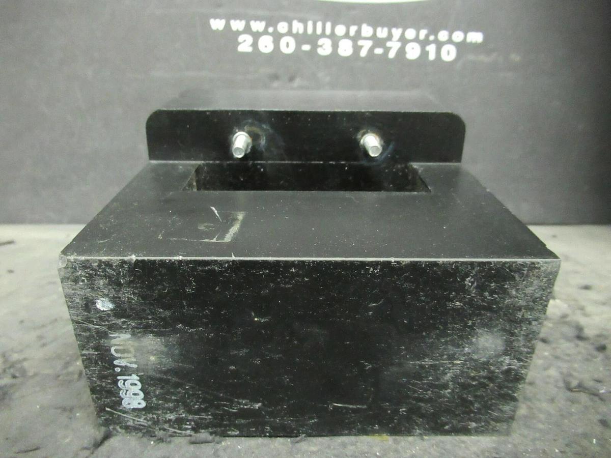 Used MERLIN GERIN NEUTRAL CURRENT SENSOR CT 685 522 A MASTERPACT TRIP 1200 A 685522A