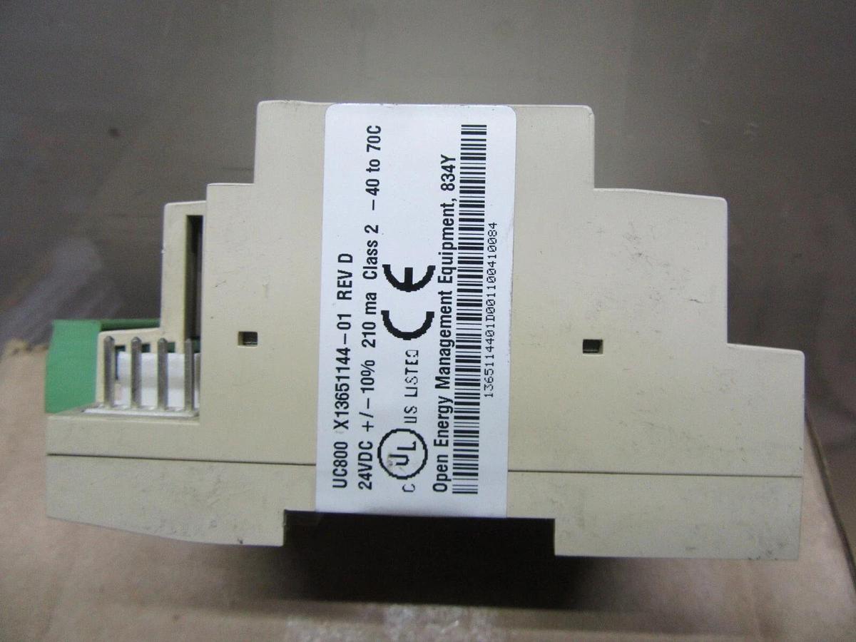 Used TRANE CHILLER CONTROL EXPANSION MODULE UC800 X13651144-01 REV. D 24 VDC 210 mA
