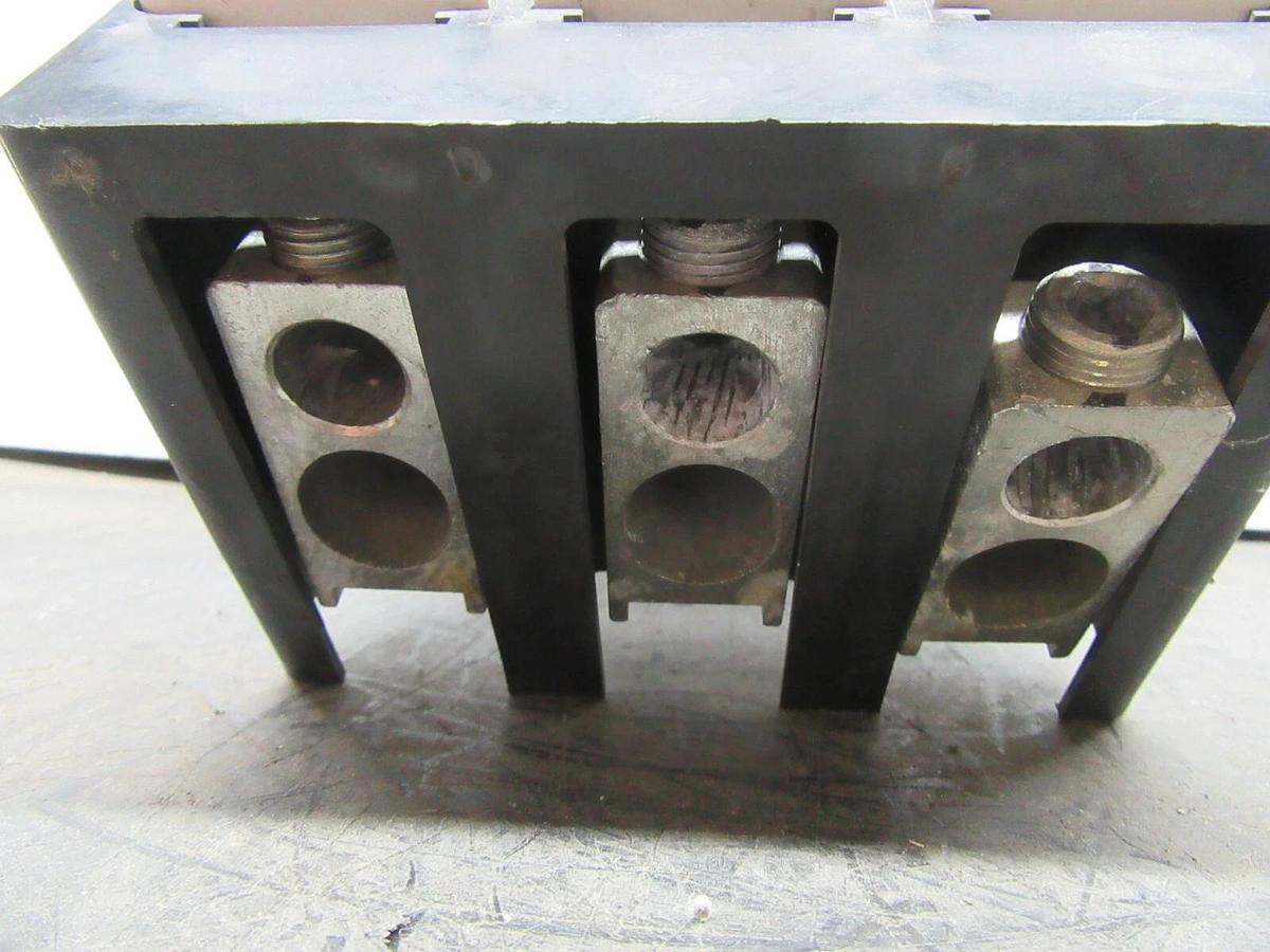 Used CUTLER HAMMER CIRCUIT BREAKER HKD3400F 600 VAC 400 AMP 3-POLE **WARRANTY**