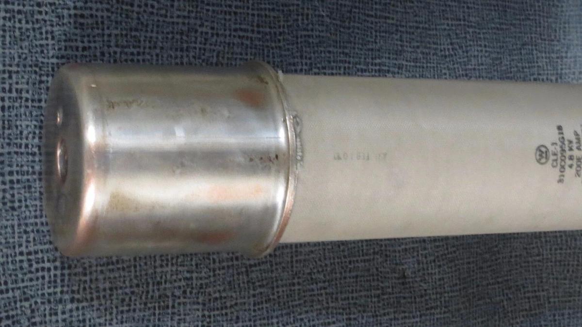 Used WESTINGHOUSE CLE-1 FUSE 200E AMP 4.8 KV 310C095G18 50/60 HZ **WARRANTY**