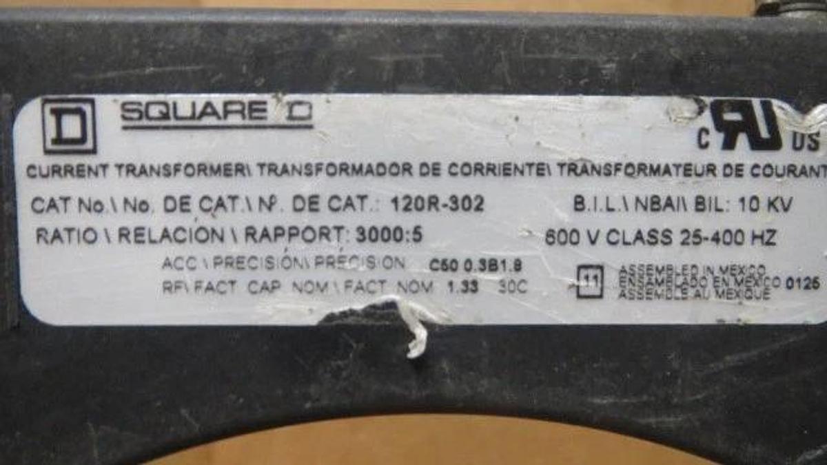 Used SQUARE D CURRENT TRANSFORMER 25-400 HZ, 600 VOLTS, 10KV BIL, RATIO 3000:5