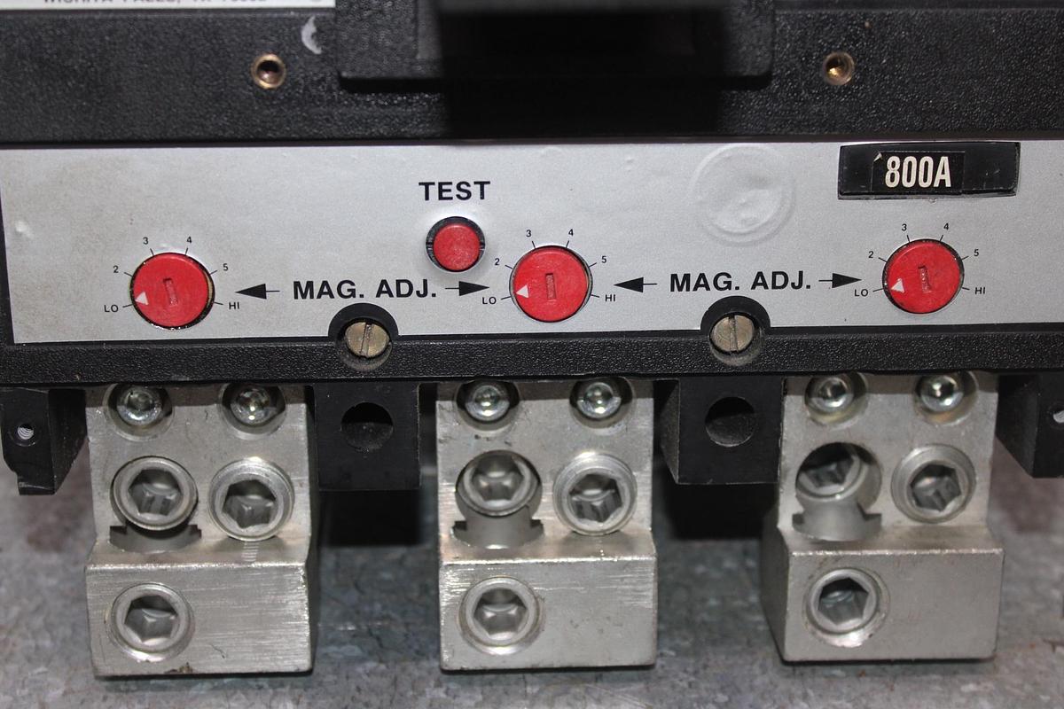 SIEMENS HACR CIRCUIT BREAKER 3VA5215-5EC31 150 AMP 600 VAC 3-POLE