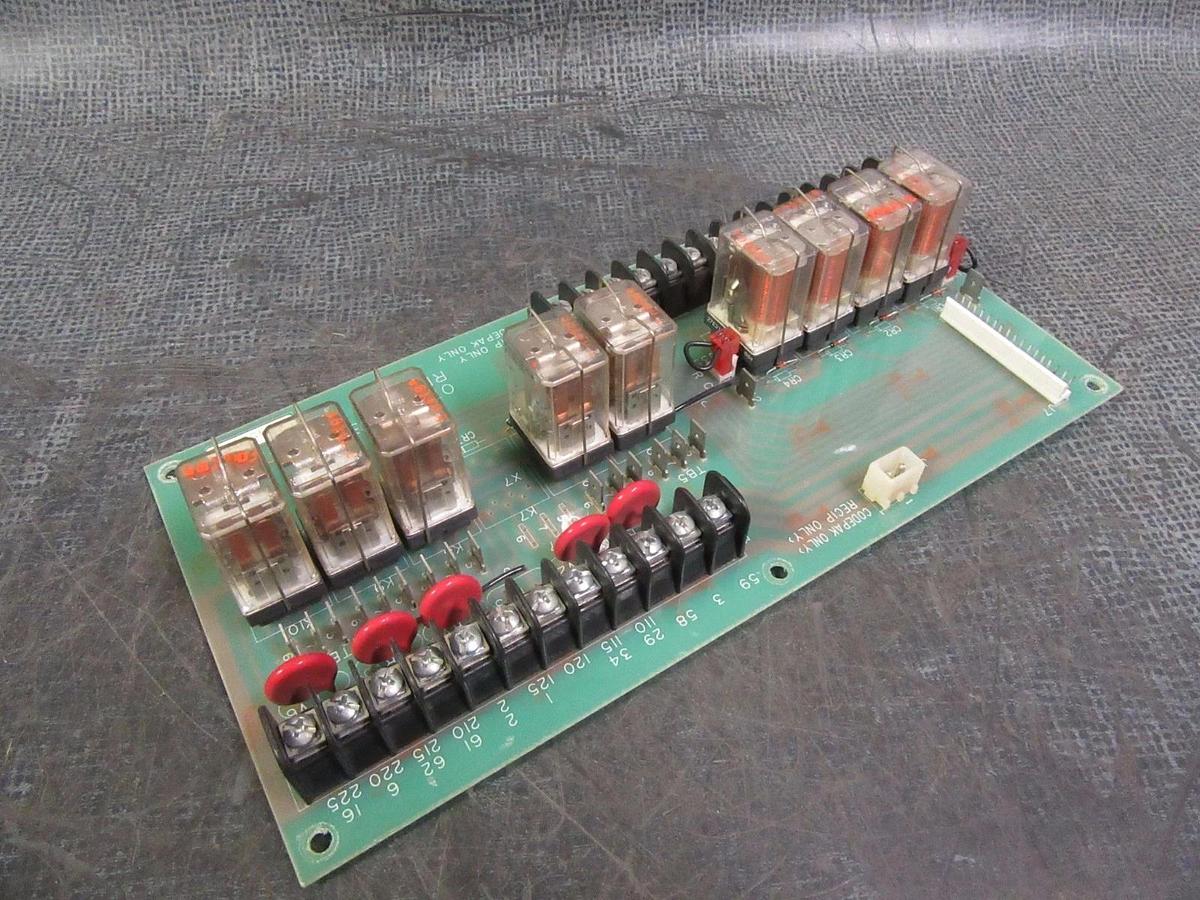 Used YORK CHILLER CIRCUIT BOARD RELAY MODEL/REVISION: 031-00769C001 REV C