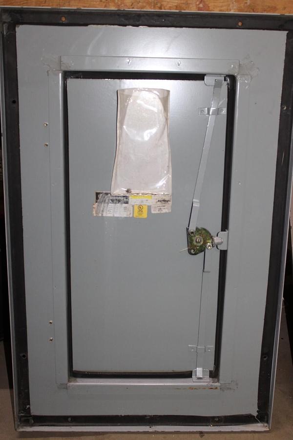 Used GE AB313 A-SERIES II PANELBOARD AEF3241BTX 100 AMP 3-PHASE 208Y/120V 3R ENCL.
