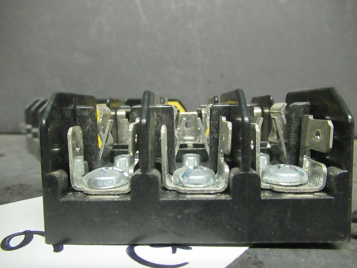 LOT OF 2 BUSSMANN FUSE HOLDER BC6033SQ FOR 30 AMP 600 V FUSES **WARRANTY**