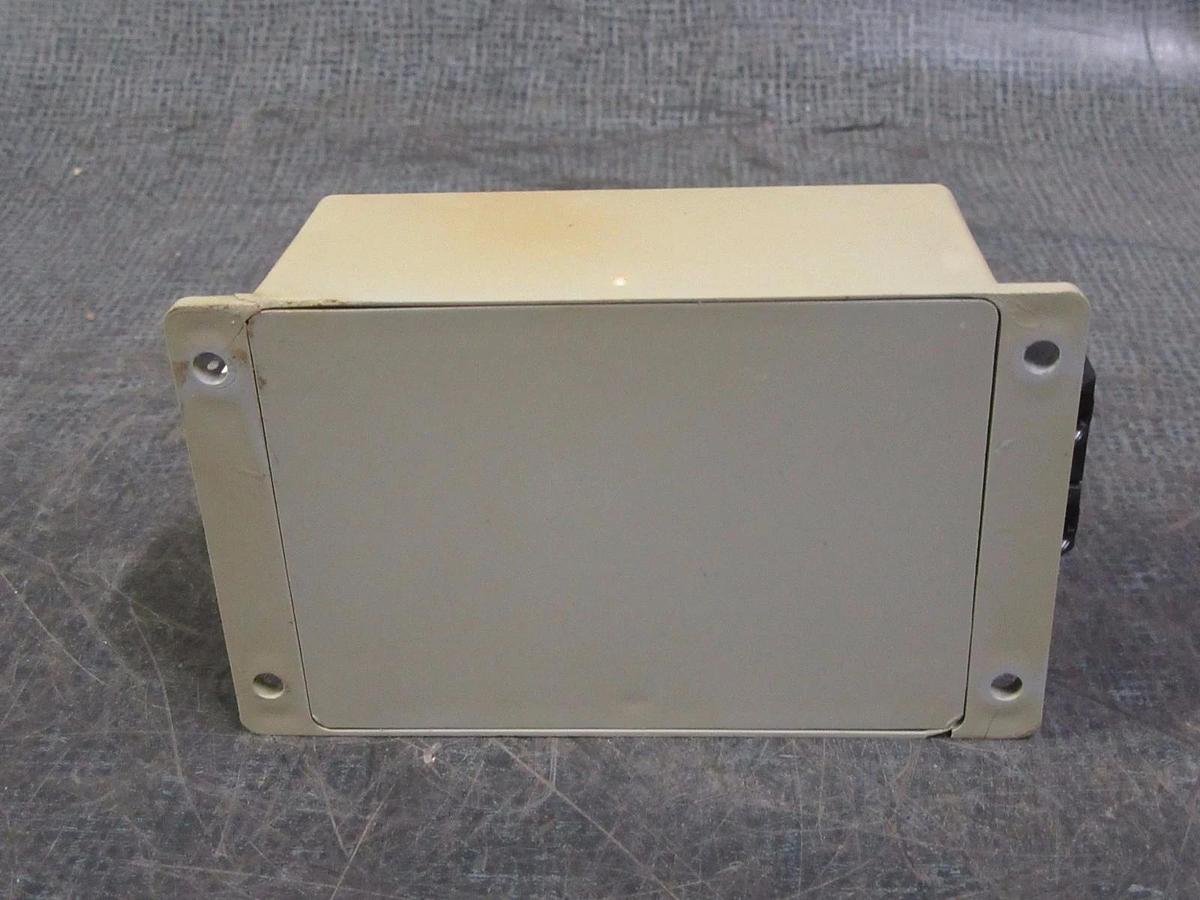 Used CONTROL CONCEPTS ISLATROL PLUS TRACKING FILTER 120 VAC 2.5 AMP MODEL: IC+102