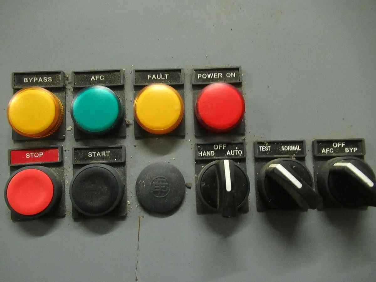 Used SQUARE D E-FLEX ALTIVAR VARIABLE SPEED DRIVE ATV61HD11N4 EFDKG4VY 460V 3-PHASE