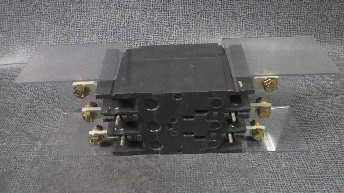 Used FUJI ELECTRIC CIRCUIT BREAKER BU3EHV-040L 40 AMP 600 V 3 POLE W/ GUARDS