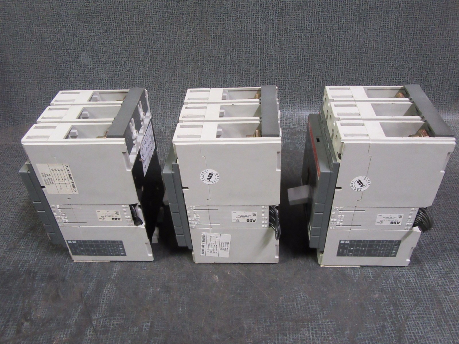 Used (1) ABB DC CIRCUIT BREAKER S3B 175 AMP 500 VDC 2-POLE W/ AUX. SWITCH