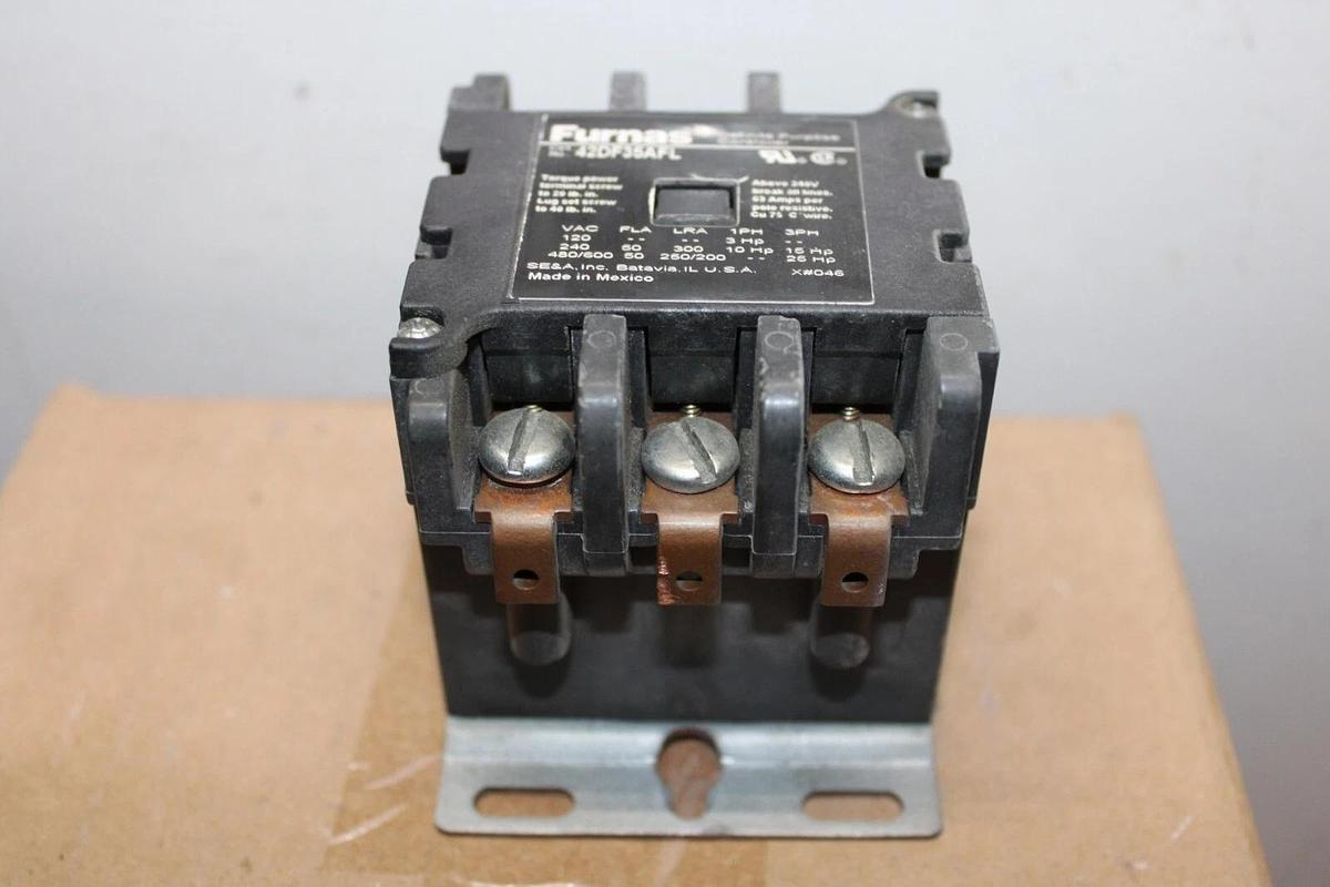 Used FURNAS DEFINITE PRUPOSE CONTACTOR 42DF35AFL 50 AMP 600 VAC 25 HP 3-PHASE