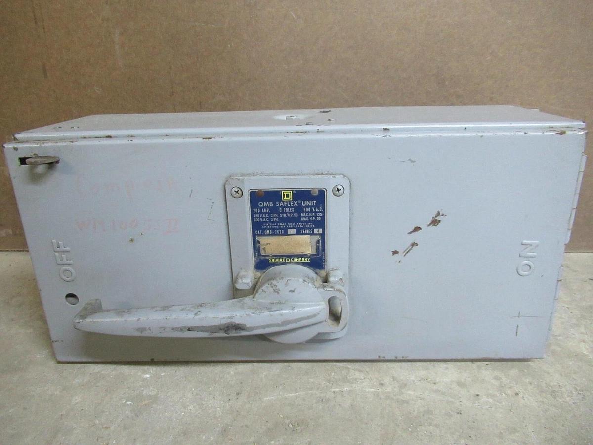 Used SQUARE D QMB SAFLEX UNIT QMB-3620-J 200 AMP 600 VAC 3-POLE 3-PHASE 125 HP
