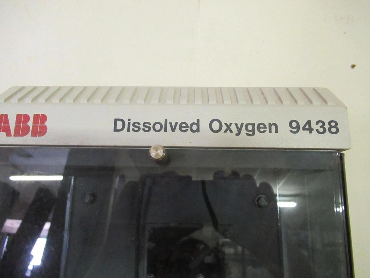 Used ABB INDUSTRIAL DISSOLVED OXYGEN ANALYZER MONITOR 9438 **WARRANTY INCLUDED**