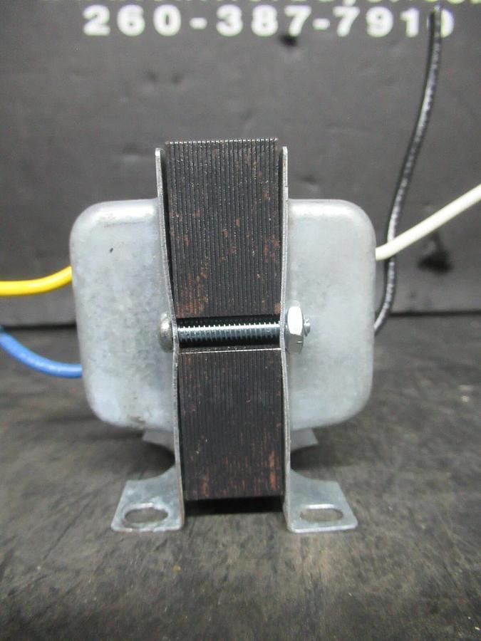 Used TYCO TRANSFORMER X1355026017 4000Y01C02B42 PRI: 120 VAC 20 VA SEC: 24 VAC