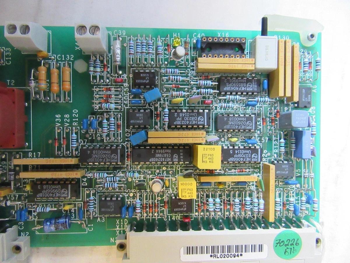 Used PHILLIPS / SIEMENS 4512-208-00211 DIAGNOST ELEVA RAD ROOM CIRCUIT BOARD