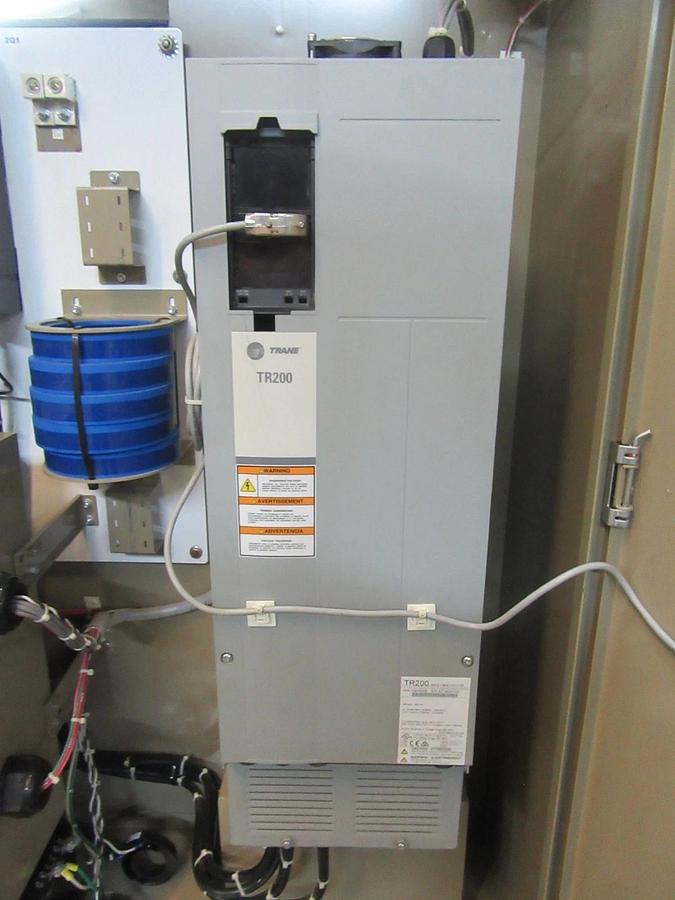 Used TRANE TRACER ADAPTIVIEW RETROFIT LIQUID CHILLER CONTROLLER CRVE203 480 V 250 HP