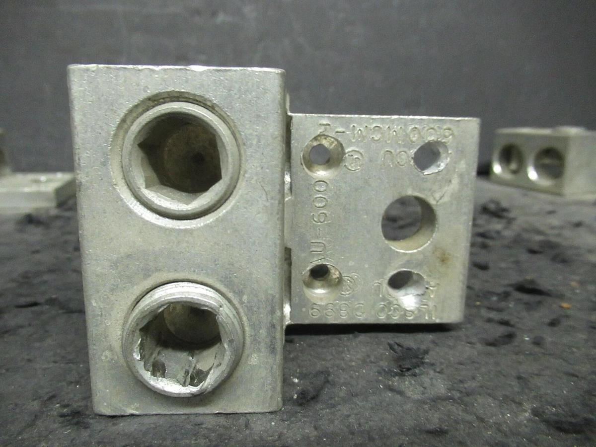 Used (3 QTY) ILSCO D899 2 DOUBLE BARREL MECHANICAL CONNECTOR LUG TAPS 600MCM - #2