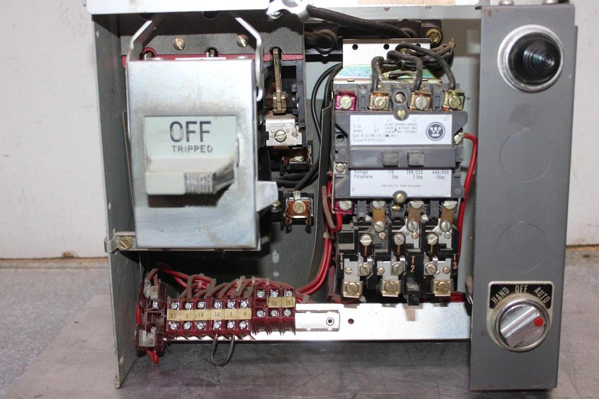 Used WESTINGHOUSE DS MCC DISCONNECT 672B294G01 30 AMP 600 VAC 25 HP SIZE 1