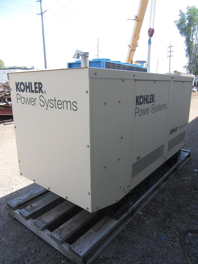 Used 50 KW GENERATOR KOHLER 5.0 NATURAL GAS / LP 120/208V 3 PH 347 HRS ENCLOSED VIDEO