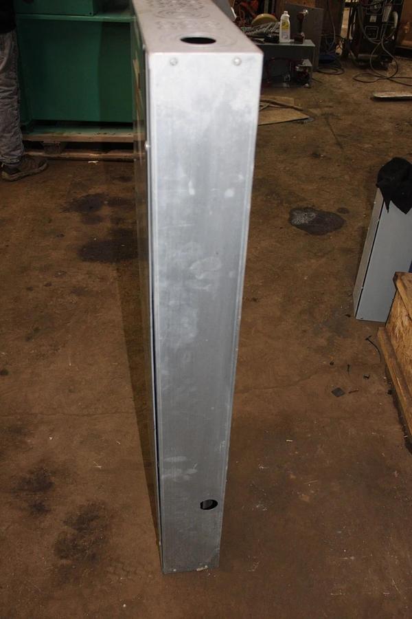 Used SQUARE D TYPE 1 NF MAIN SERVICE PANEL 12106793820030001 150 AMP 30-SLOT 600V