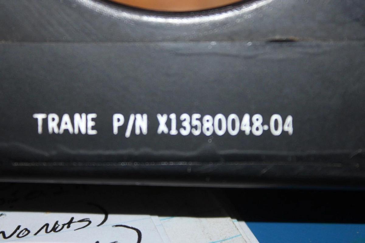 Used TRANE 7-SHT CURRENT TRANSFORMER X13580048-04 0121A03798 1000:5 *WARRANTY*