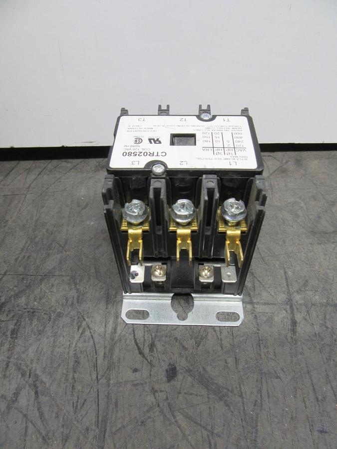 Used TRANE CONTACTOR CTR02580 30 AMP 600 VAC 3-PHASE 20 HP COIL: 120 VOLT