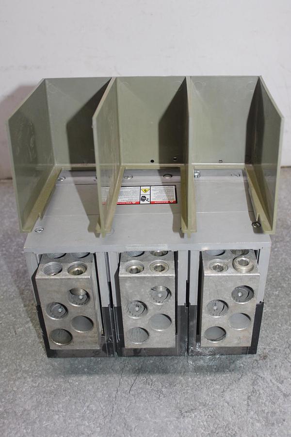 SIEMENS CIRCUIT BREAKER 3VA5340-5EC31 400 AMP 600 VAC 3-POLE