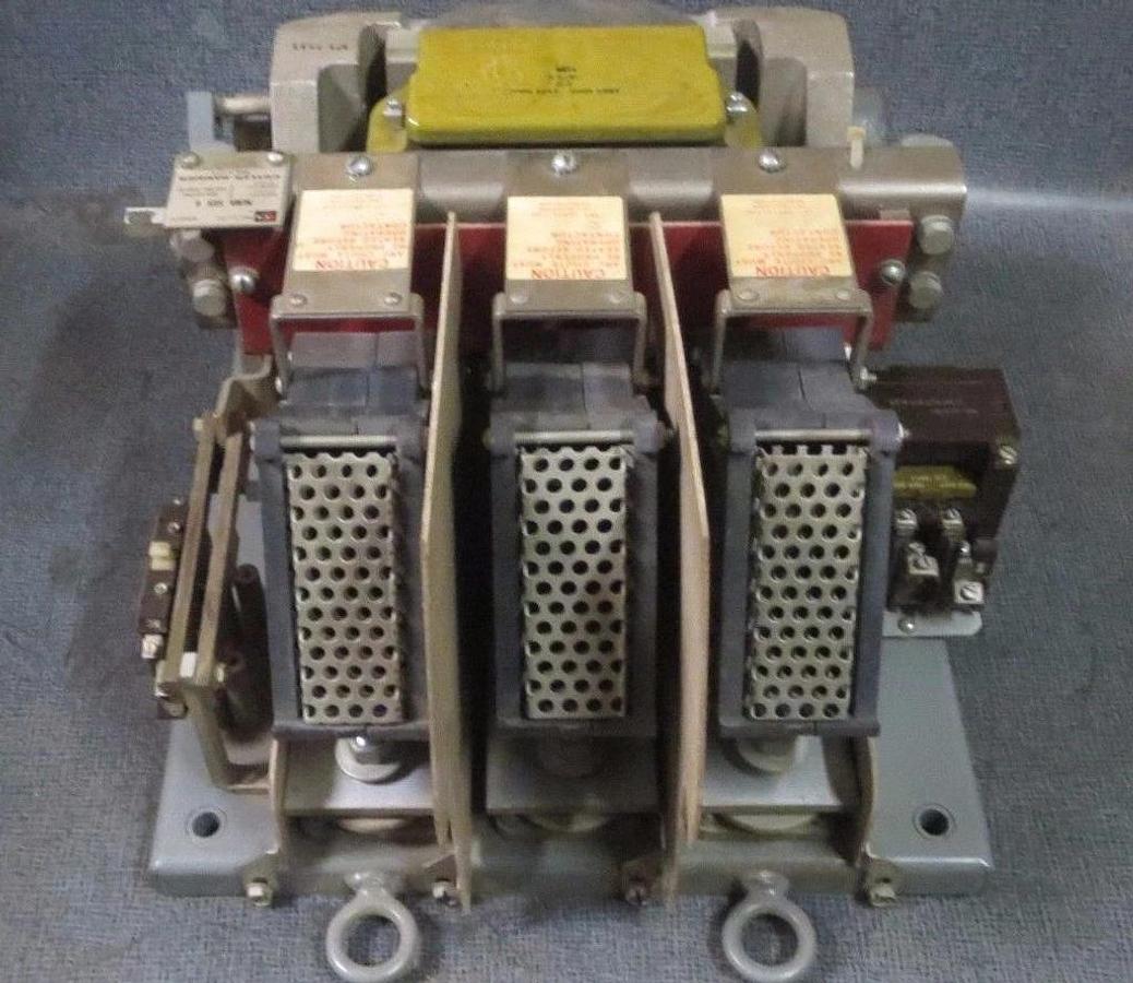 Used CUTLER HAMMER NEMA SIZE 6 CONTACTOR C10JN3 540 AMP 600V W/ 480V COIL