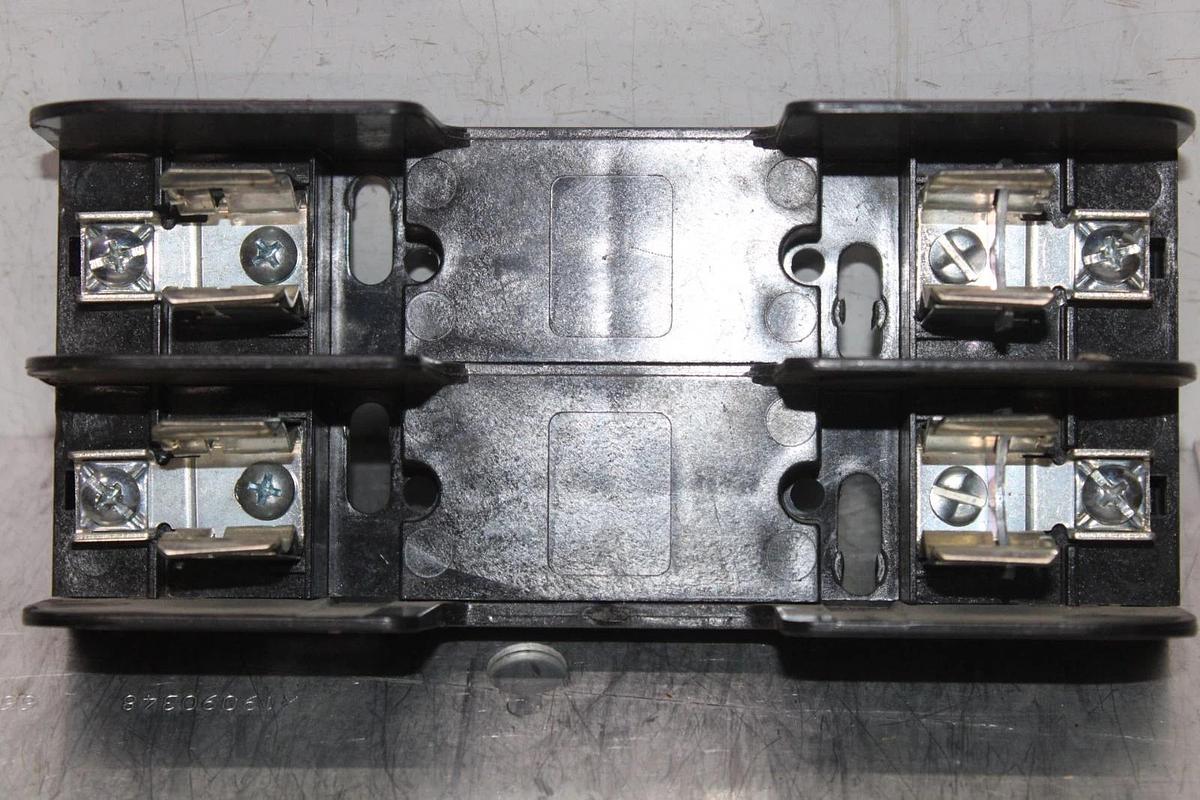 Used FERRAZ SHAWMUT FUSE HOLDER 60327R 2-POLE 600V 30A **WARRANTY**