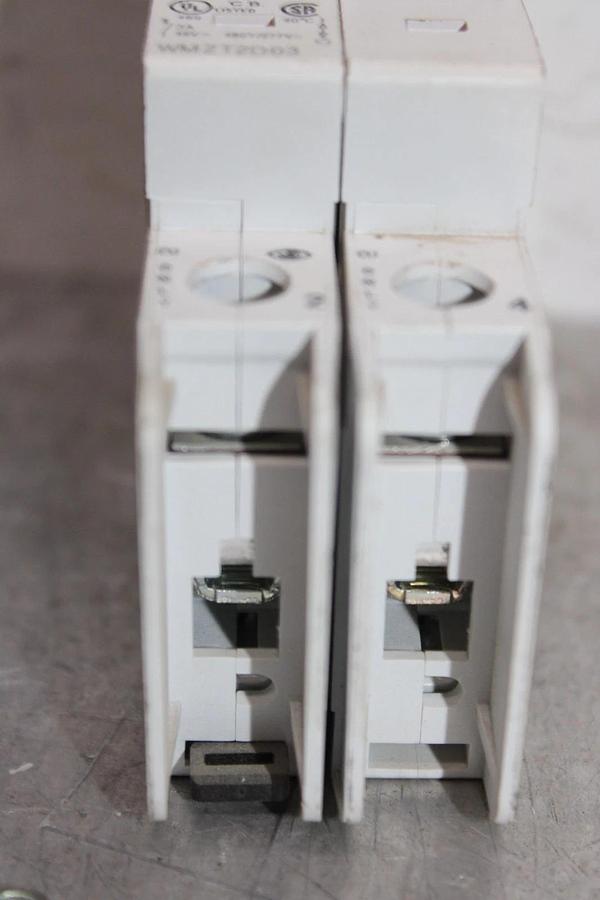 Used EATON CIRCUIT BREAKER WMZT2D03 2-POLE 3 AMP 277/480 VAC AM47E
