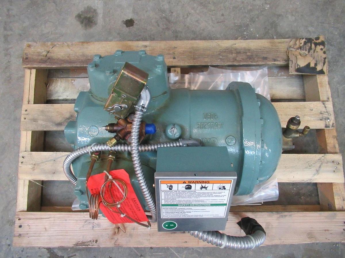 Used CARLYLE SEMI-HERMETIC REFRIGERANT RECIPROCATING COMPRESSOR 06DF3132AA3600