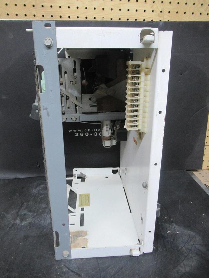 Used CUTLER HAMMER MOTOR CONTROL BUCKET 17" CHASIS 600 V NO BREAKER / STARTER W/ DOOR