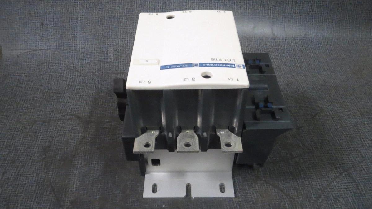 Used TELEMECANIQUE SQUARE D CONTACTOR 175 AMP 600V 3 PHASE 110V COIL MODEL: LC1 F115