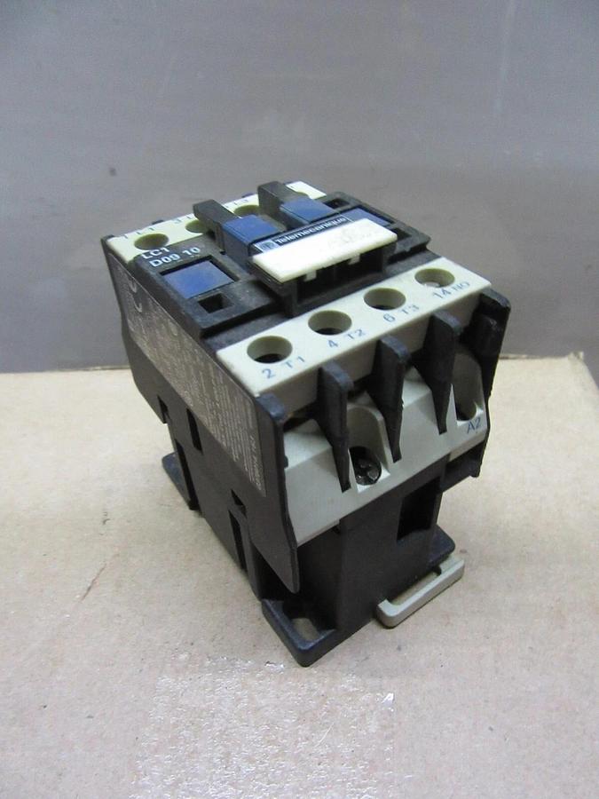 Used TELEMICANIQUE CONTACTOR LC1-D09-12 600 VOLT 20 AMP 7.5 HP COIL: 24 VOLT