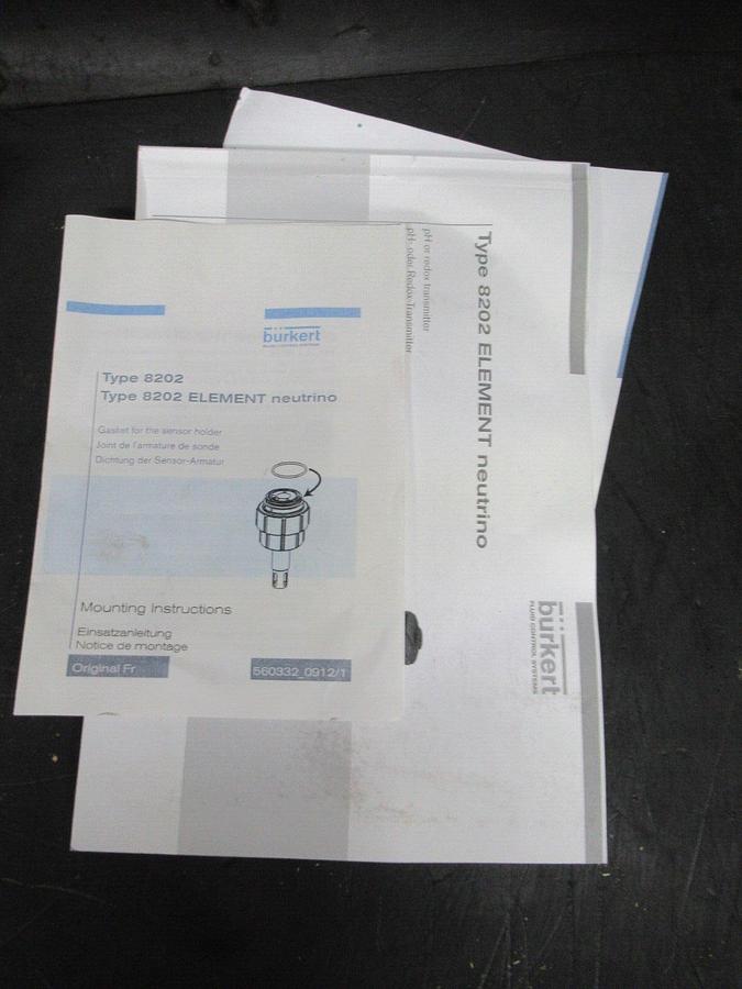 NEW SURPLUS BURKERT PLASTRODE-PH-120 NEUTRINO ELECTRODE 238724/00 00562192
